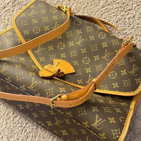 Louis Vuitton Beverly Vintage Bag with Shoulder Strap - Picture 5 of 14